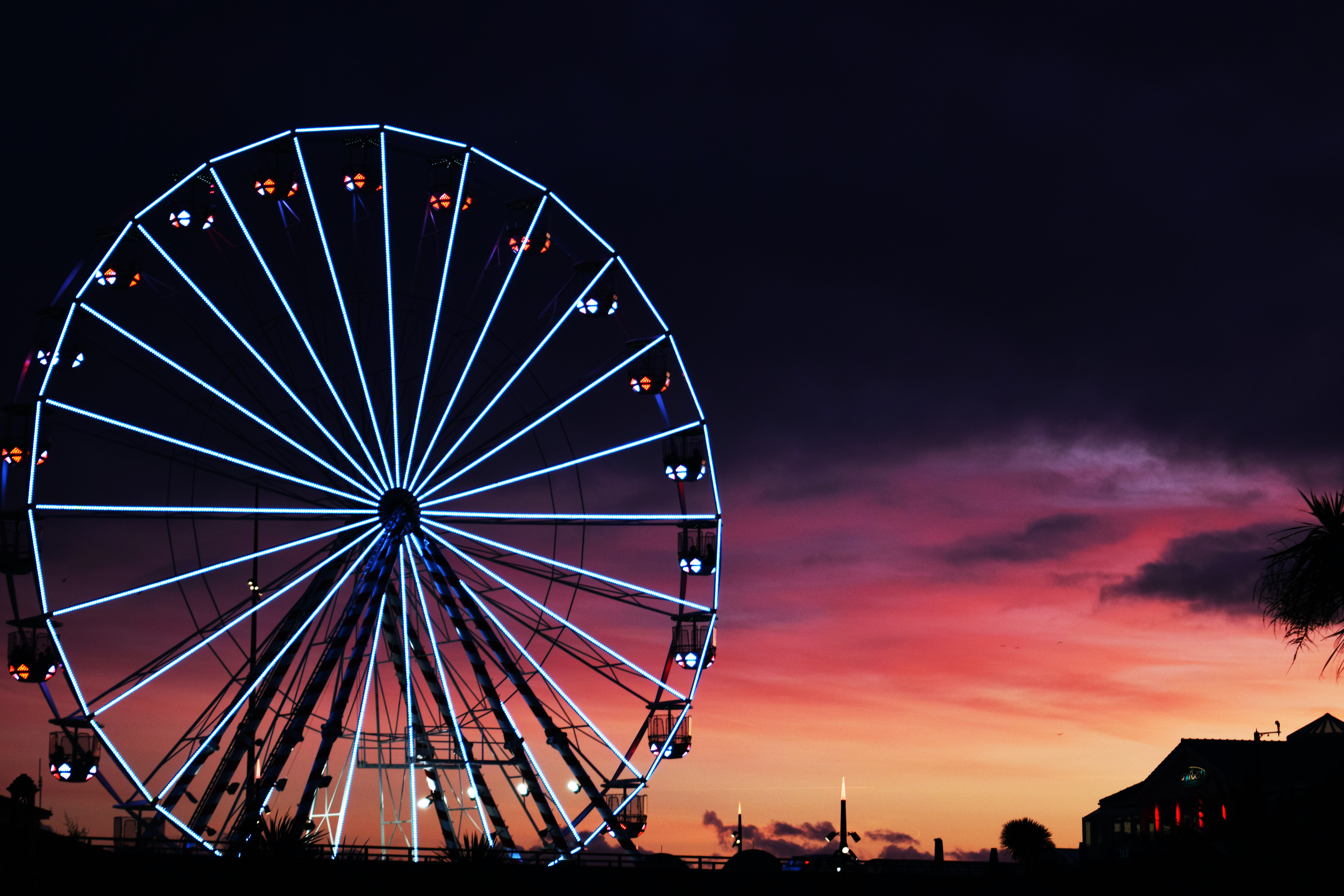 ferris-wheel-silhouette-sunset-neon-lights-amusement-park-6000x4000-2161.jpg
